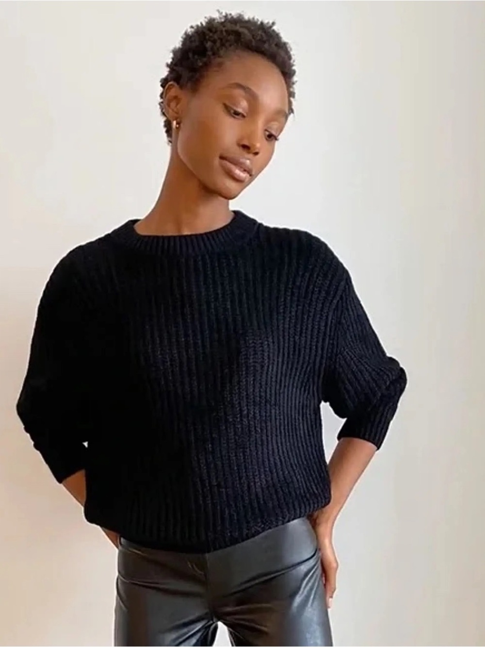 Aritzia Wilfred Essential Chenille sweater size XS